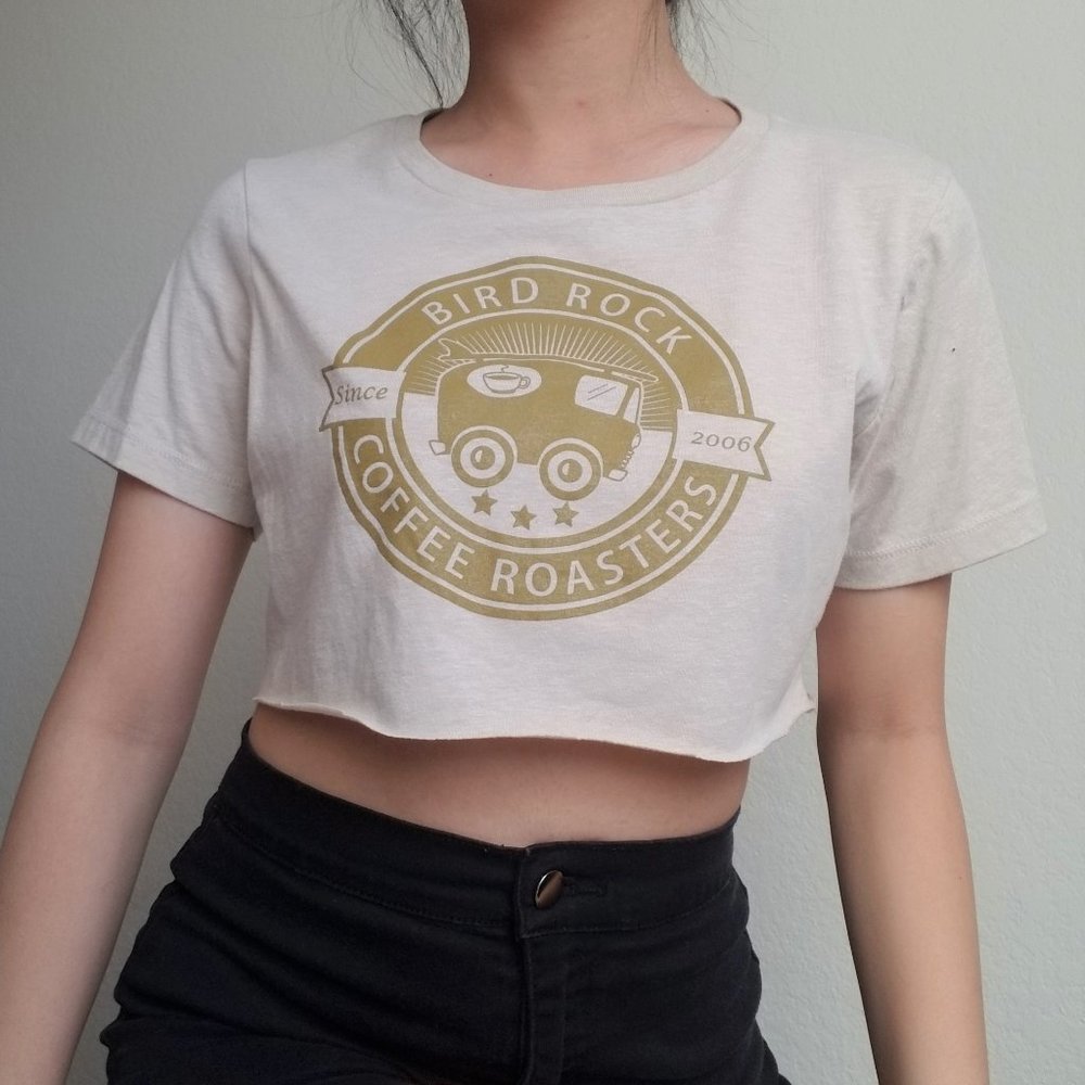 FINAL SALE. TO BE DONATED- Cropped Graphic Tee
